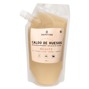 Caldo de huesos orgánico Beauty con ajo, pimienta de cayena, shiitake y cordyceps. Cocido a fuego lento durante 24 horas por Primitiva .