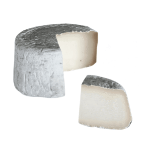 Queso alpino maduro artesanal de cabra con corteza natural y cuña de 250 gramos de Capreto.