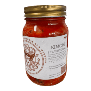 Kimchi tradicional Medusa Fermenta fermento coreano artesanal en frasco de vidrio natural